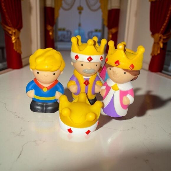 Playgo Royal Castle King, Queen & Prince Toys Playset Replacement Figures B7 - Picture 1 of 4